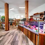 Pigna Felice Le Marze مارينا دي غروسيتو