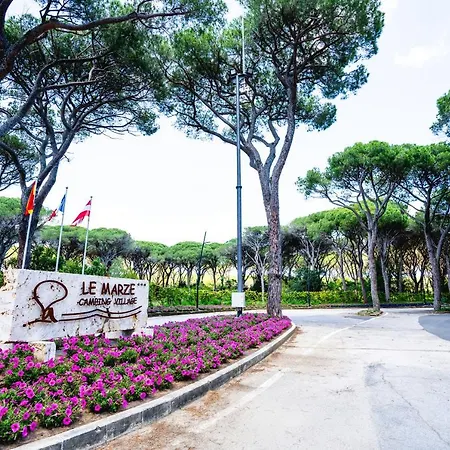 Pigna Felice Le Marze Luxury tent *