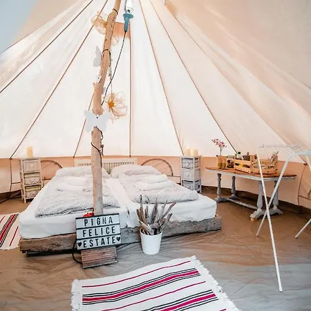 Pigna Felice Le Marze Luxury tent